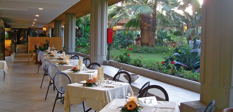 MClub Acacia Resort