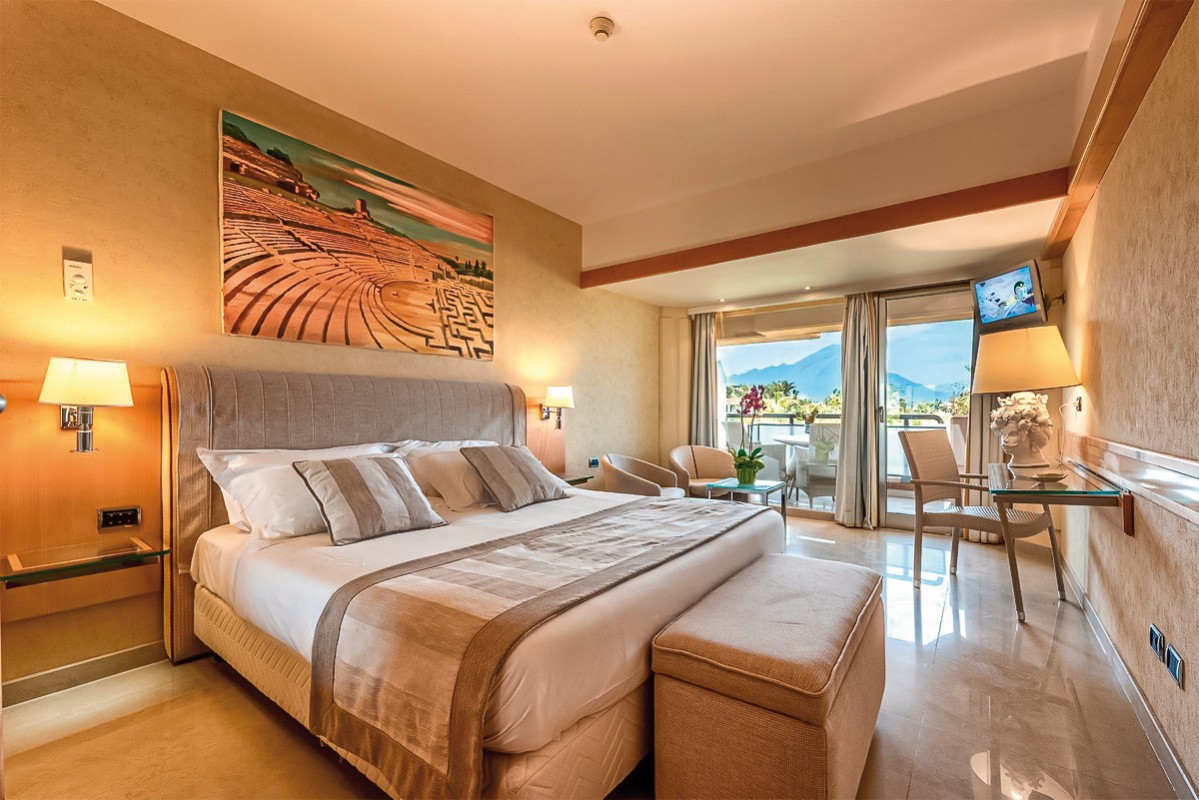 MClub Acacia Resort