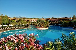 MClub Acacia Resort