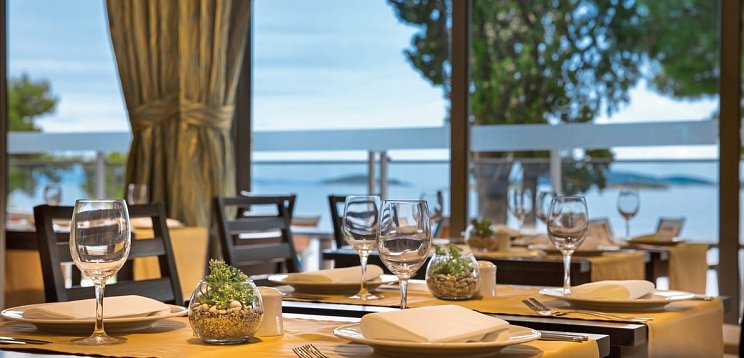 Aminess Vival Grand Azur Hotel