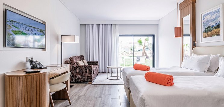 Regency Salgados Hotel & Spa