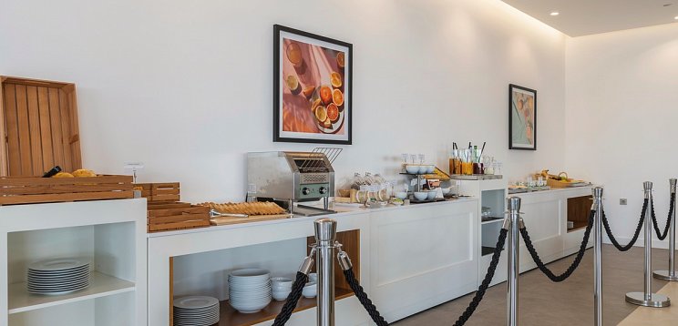 Regency Salgados Hotel & Spa