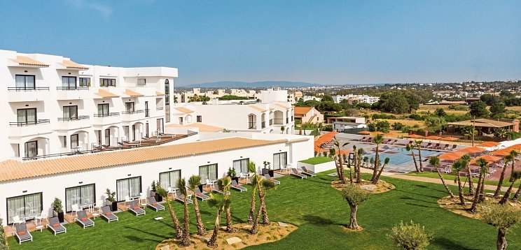 Regency Salgados Hotel & Spa