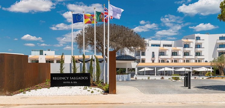 Regency Salgados Hotel & Spa