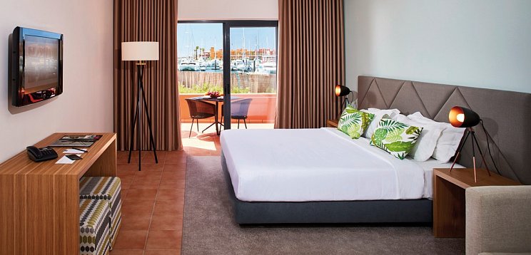 NH Marina Portimão Resort