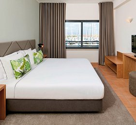 NH Marina Portimão Resort