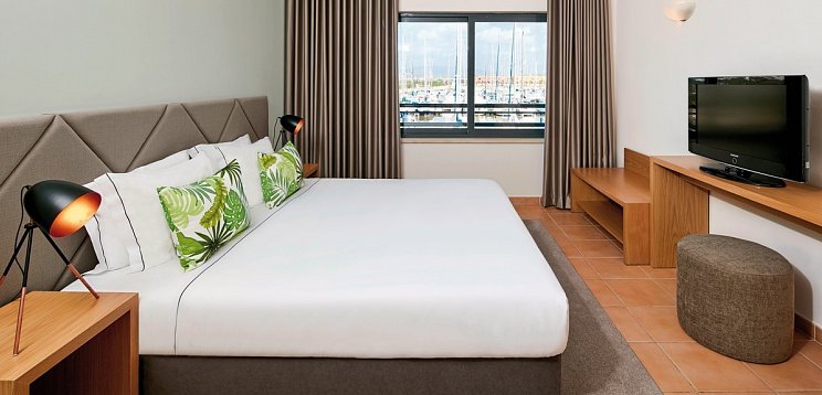 NH Marina Portimão Resort