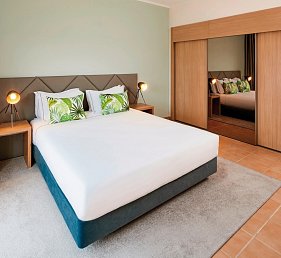 NH Marina Portimão Resort