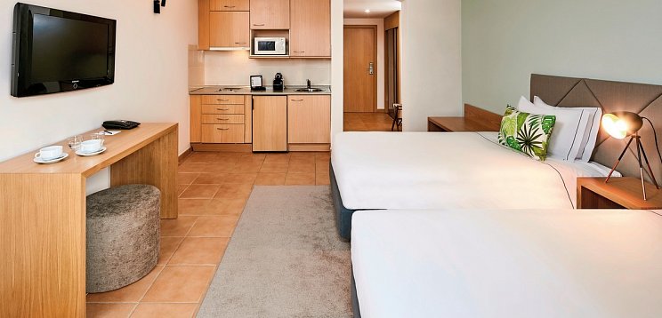 NH Marina Portimão Resort