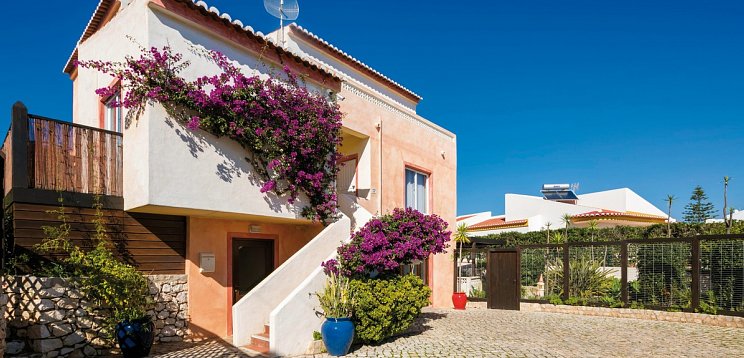 Costa d'Oiro Ambiance Village