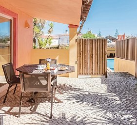 Costa d'Oiro Ambiance Village