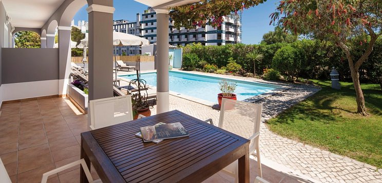 Costa d'Oiro Ambiance Village