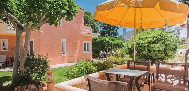 Costa d'Oiro Ambiance Village