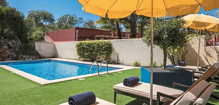 Costa d'Oiro Ambiance Village