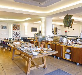 Costa d'Oiro Ambiance Village