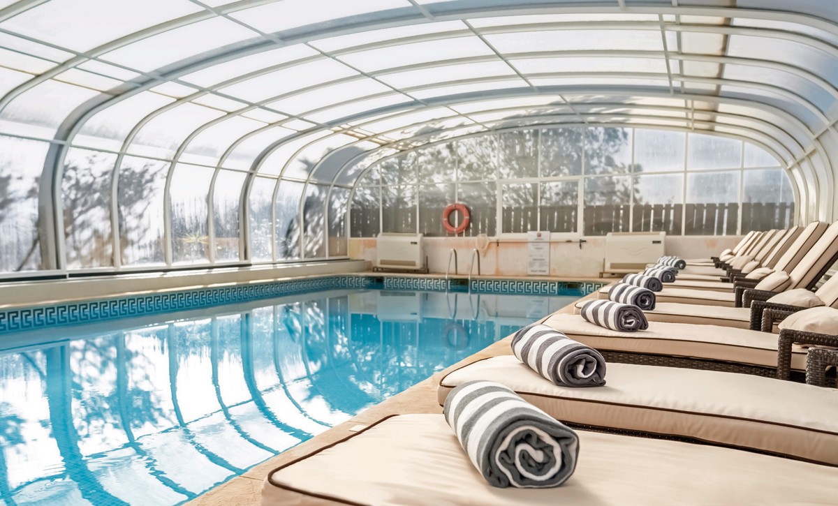 Costa d'Oiro Ambiance Village