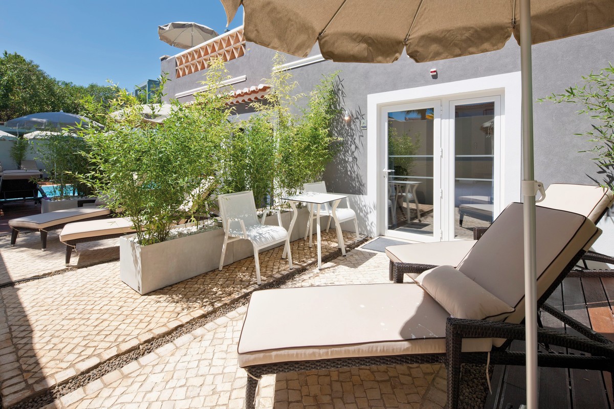 Costa d'Oiro Ambiance Village