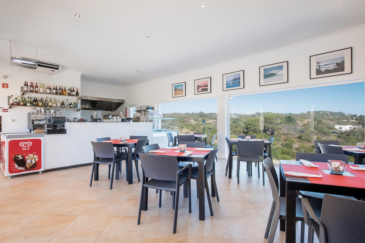 NAU Salema Beach Village