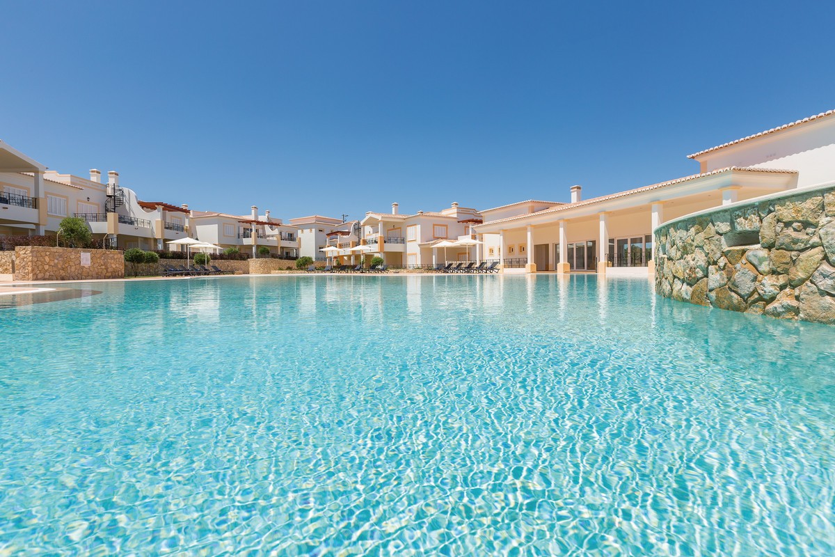 NAU Salema Beach Village