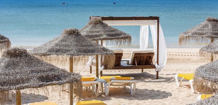 NAU Salema Beach Village