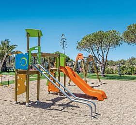 NAU Salema Beach Village