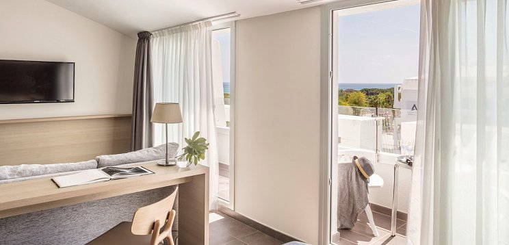 AQUA Hotel Aquamarina & Spa