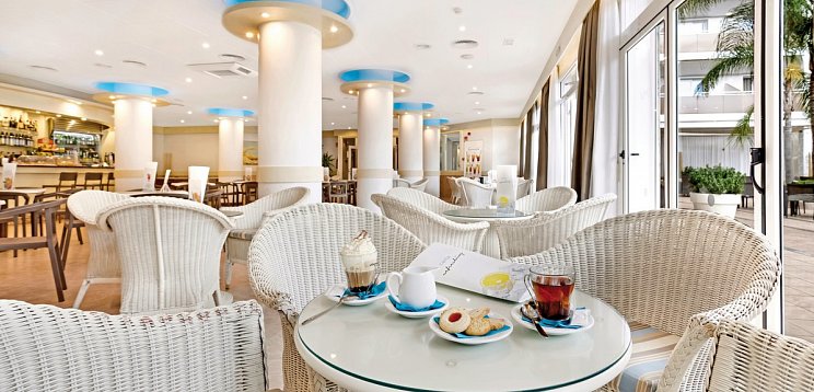 Sumus Hotel Monteplaya