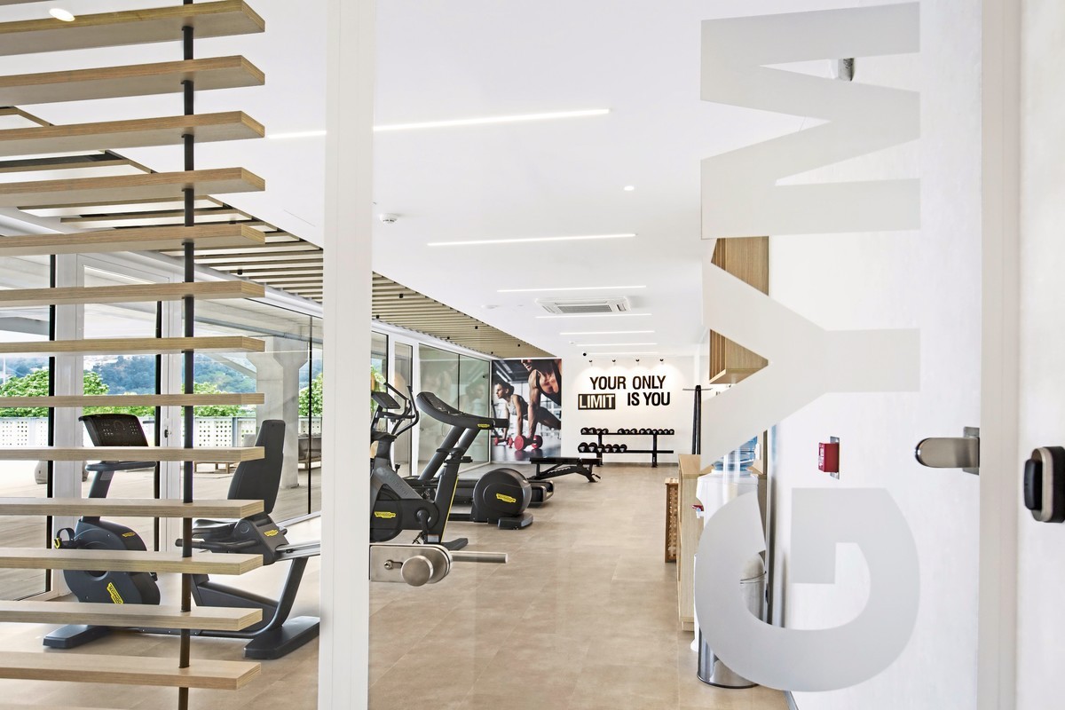 Sumus Hotel Monteplaya