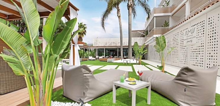 Sumus Hotel Monteplaya