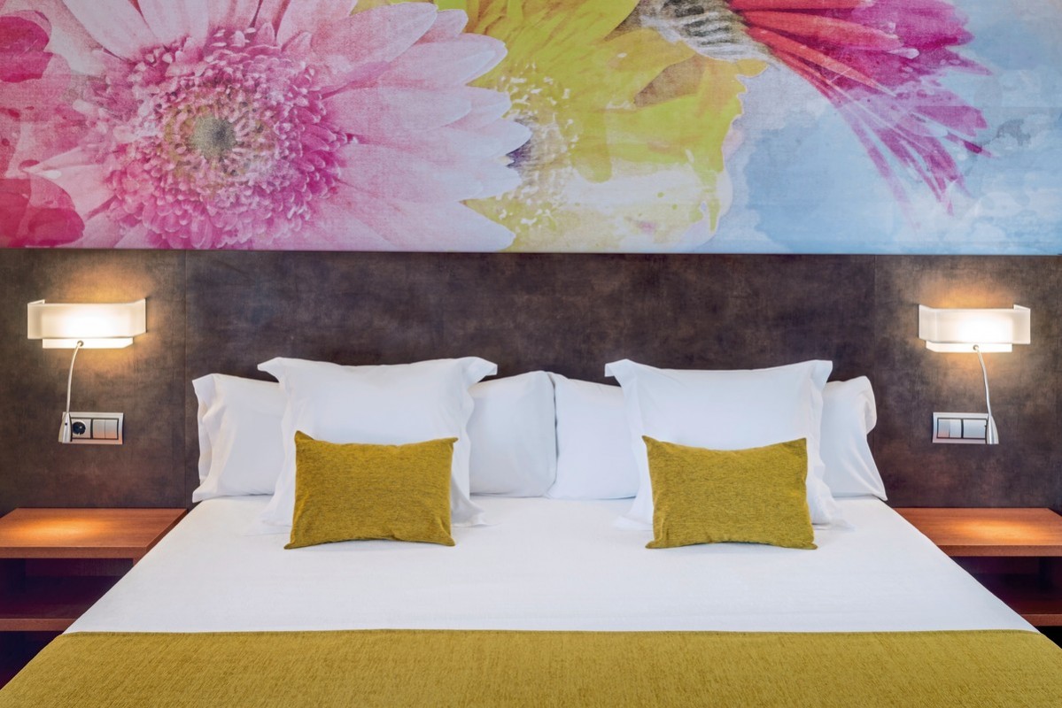 Sumus Hotel Monteplaya