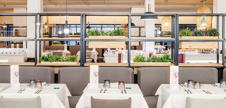 AQUA Hotel Bertran Park