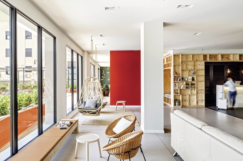 AQUA Hotel Bertran Park