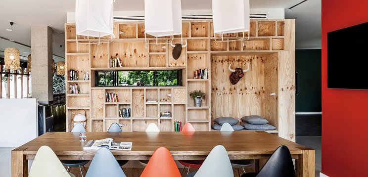 AQUA Hotel Bertran Park