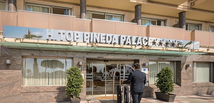 htop Pineda Palace Adults Only