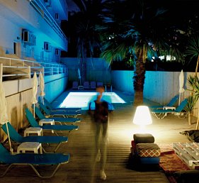 Azure Mare Hotel
