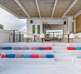 Azure Mare Hotel