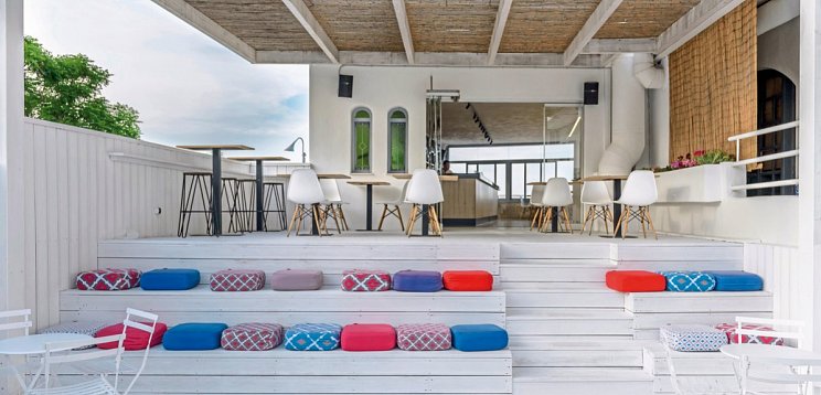 Azure Mare Hotel