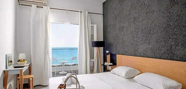 Azure Mare Hotel