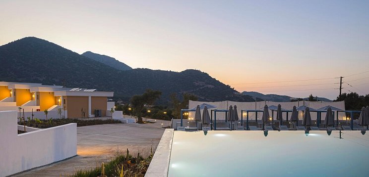 Filion Suites Resort & Spa