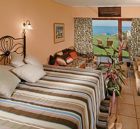 Aquila Rithymna Beach
