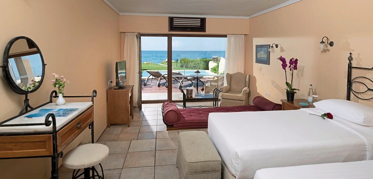 Aquila Rithymna Beach