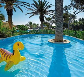 Aquila Rithymna Beach
