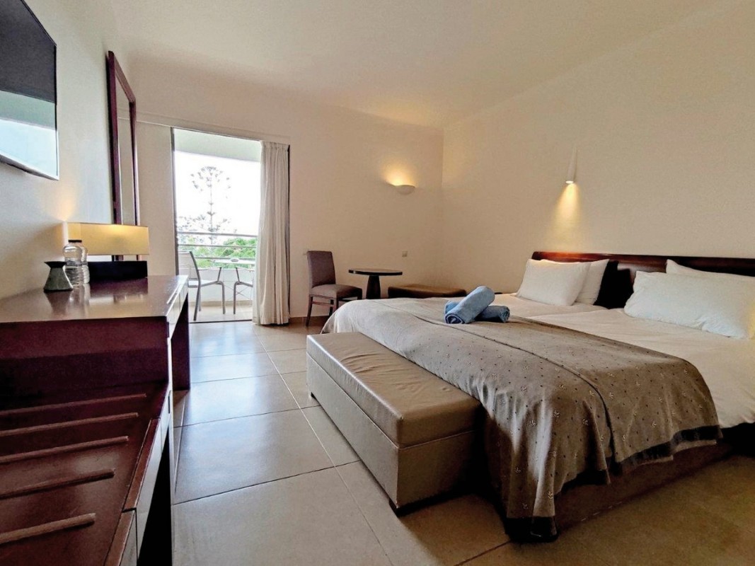 Apollonia Beach Resort & Spa