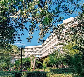 Apollonia Beach Resort & Spa