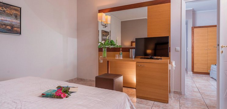 Athina Palace Resort&Spa