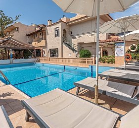 Hotel Erato