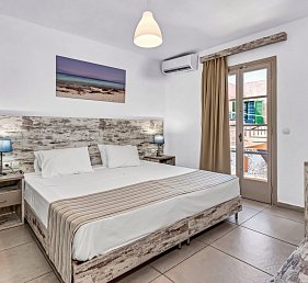 Hotel Erato