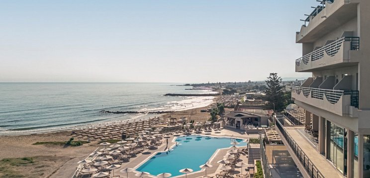 Themis Beach Hotel