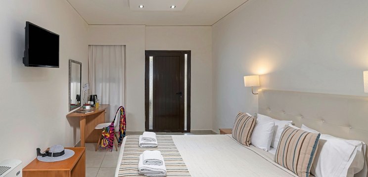 Themis Beach Hotel