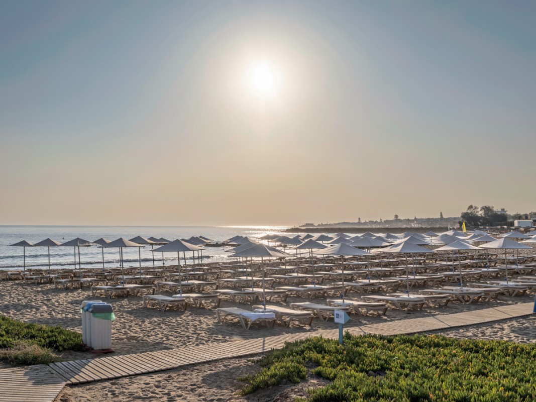 Themis Beach Hotel